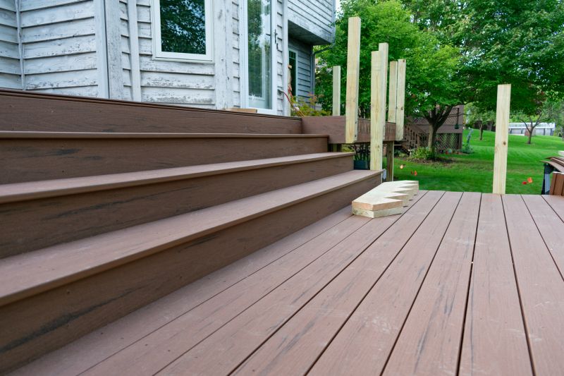 Who Does Deck Steps Stainings